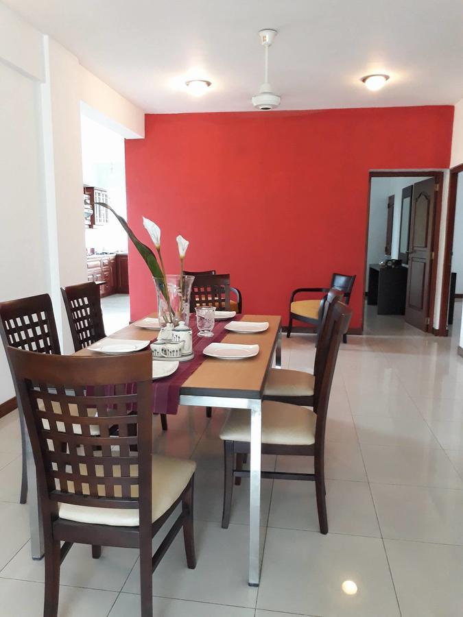 Aston Luxury Apartments Коломбо Экстерьер фото