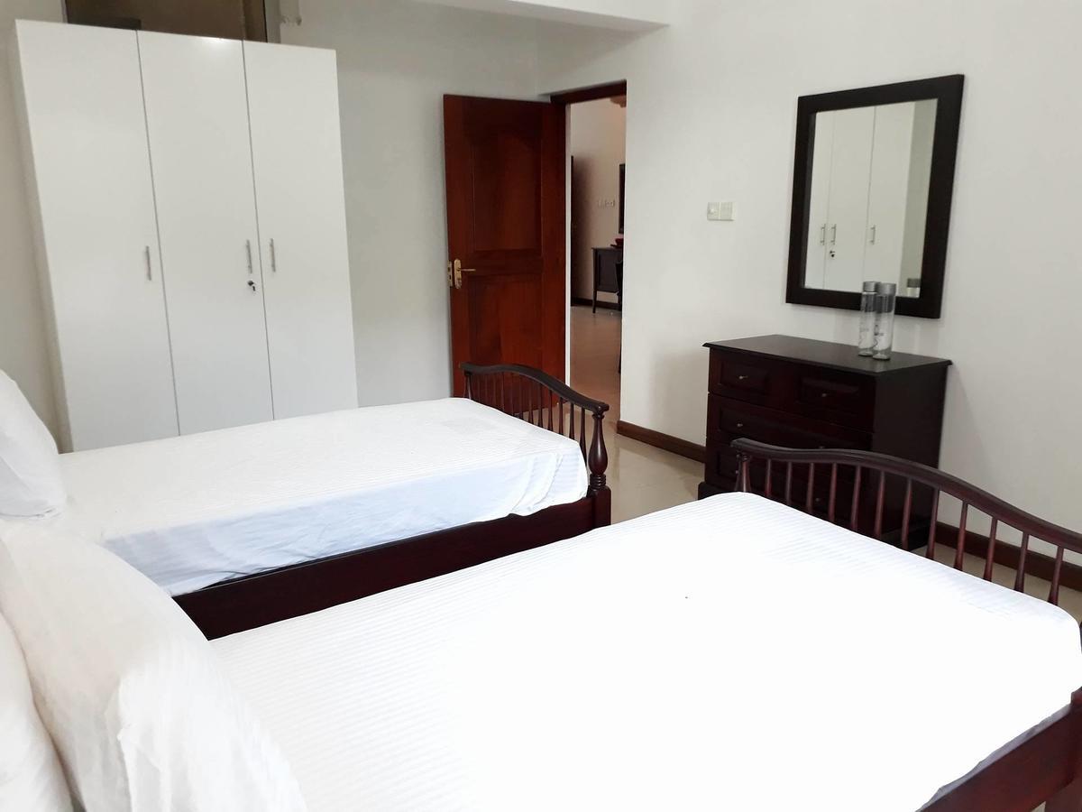 Aston Luxury Apartments Коломбо Экстерьер фото